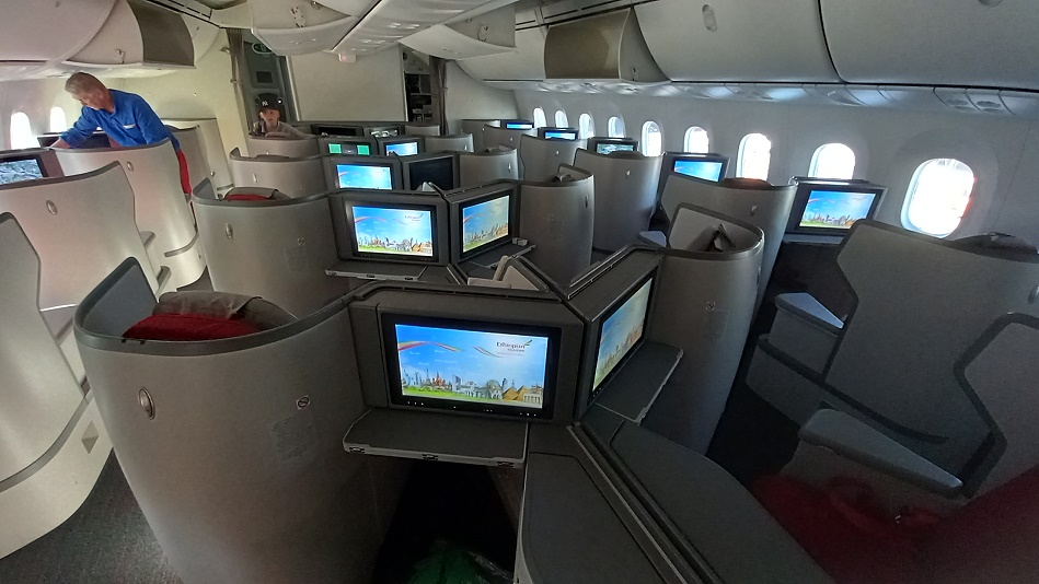 Ethiopian Airlines - Boeing 787-9 Dreamliner - ET-AYD "Brussels" Cloud 9