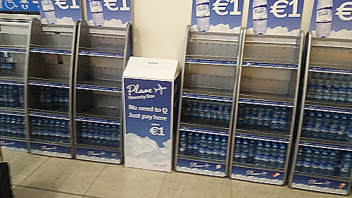 ein Wasser gefällig? ein Wasser gefällig?