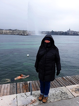 Jet d’eau - Vergleich zwischen harten Jungs und weichen Mädchen Jet d’eau - Vergleich zwischen harten Jungs und weichen Mädchen