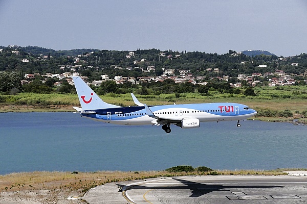 TUIfly Belgium - Boeing 737-8K5 - OO-JAQ