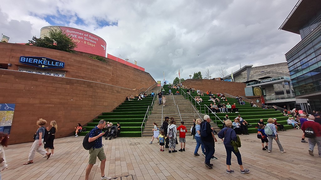 Liverpool ONE Sugar House Steps & Bierkeller Liverpool ONE Sugar House Steps & Bierkeller
