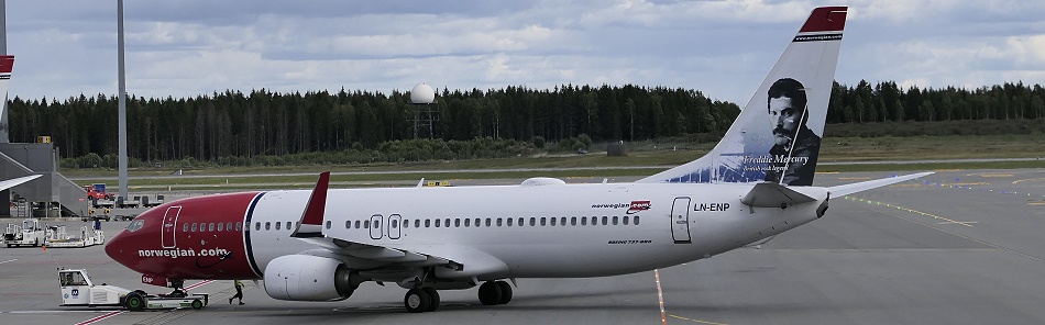 Norwegian Air Shuttle - Boeing 737-8JP(WL) - LN-ENP "Freddie Mercury" tail design