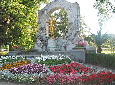 Johann Strauss Denkmal Johann Strauss Denkmal