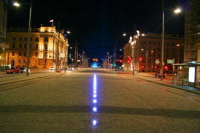 Schwarzenbergplatz bei Nacht