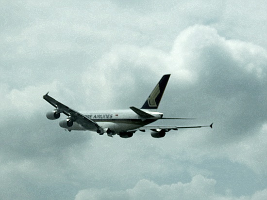 Singapore Airlines A 380 9V-SKJ Singapore Airlines A 380 9V-SKJ