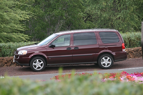 Minivan - die Amis sind luschtig - da passt ne ganze Fuballmannschaft rein....