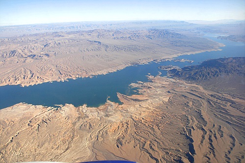 Landeanflug über den Lake Mead