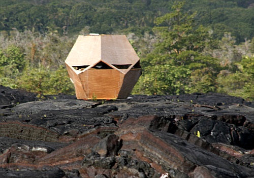 Ein Lava-Begeisteter wohnte in einer Art Eierkarton