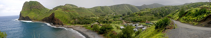Kahakuloa Bay