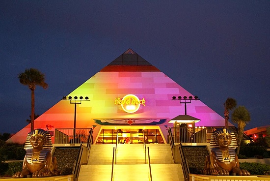 Hard Rock Cafe Myrtle Beach - abends mit Beleuchtung