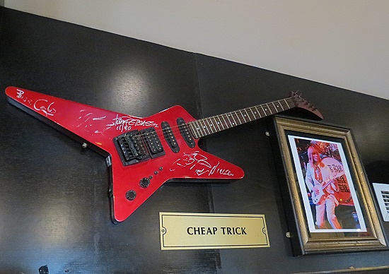Hard Rock Cafe Nassau - CHeap Trick Guitar