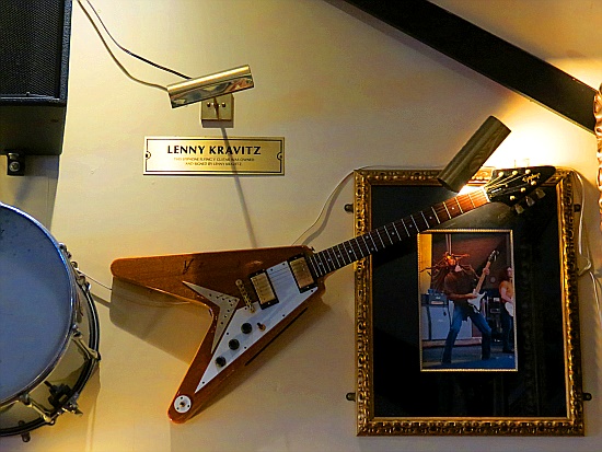 Hard Rock Cafe Nassau - Lenny Kravitz Guitar
