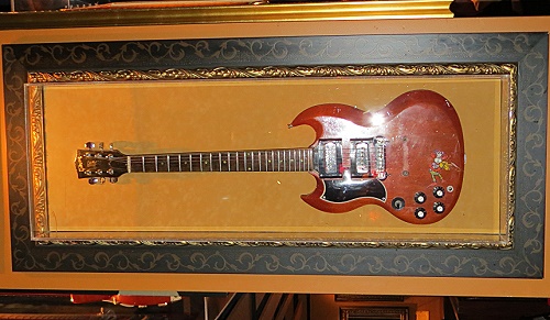 Eine SG von Tony Iommi Eine SG von Tony Iommi