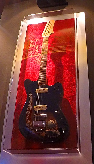 Hard Rock Cafe Vienna -eine Gitarre von John Mayall