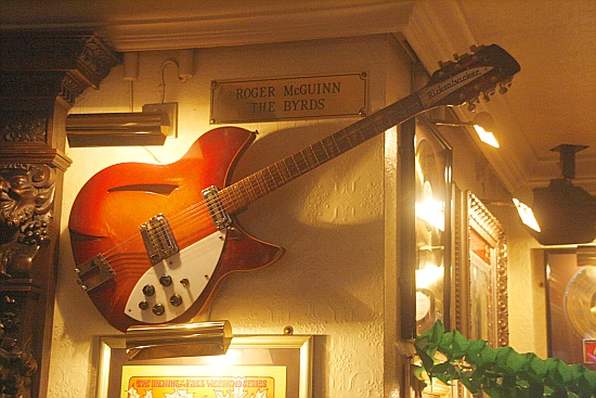 Hard Rock Cafe Berlin - Gitarre von Tom Petty