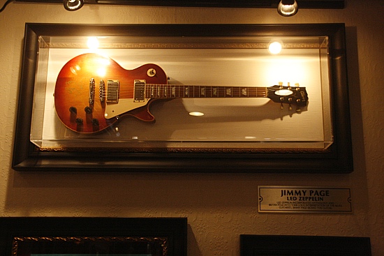 Hard Rock Cafe Philadelphia - Jimmy Page Guitar