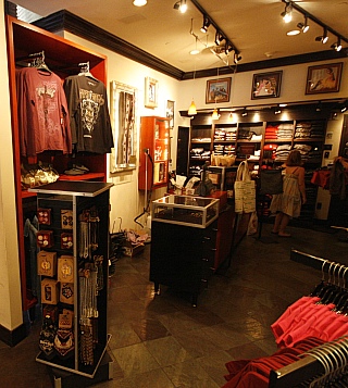Hard Rock Cafe Philadelphia - Rock Shop
