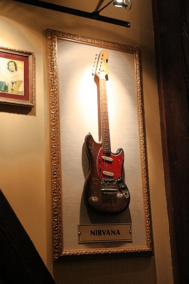 Hard Rock Cafe San Francisco - Gitarre von diesem Nirvana Typen