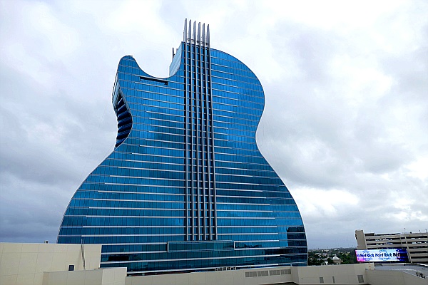 Das neue gitarrenförmige Hard Rock Hotel, eröffnet Ende 2019