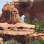 28.05.2014 - Arches Park<br />Dieser Arch ist vom Pine Tree Arch Trail aus zu sehen. Einen namen habe ich leider nicht gefunden.
