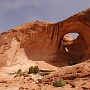 20.05.2007 - Bowtie Arch - nach ca. 20 minütigem Fußmarsch vom Corona Arch Trailhead zu erreichen. Neben dem Corona Arch, der als nächstes zu bewundern ist.
