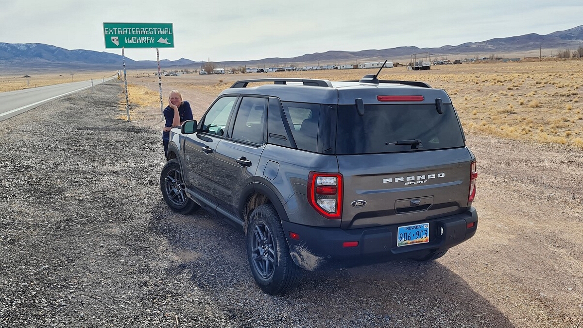 bronco.jpg