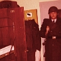 Am 12.1.1976, montagsmorgens, begann dann der Ernst des Lebens. Einkleidung und Zuweisung in die Grundausbildungsgruppen. Ich wurde der Fahrschule zugeteilt um den Klasse 2-Führerschein zu machen, BCE genannt. Fahrprüfung normalerweise nach 6 Wochen, in unseren Fall ausnahmsweise nach 5 Wochen, wir hatten ja eine Woche “verloren”.