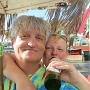 4.2.2013 - Maho Beach - Sint Maarten<br />Presidente Cerveza Pilsener<br />Herstellungsland: Dominikanische Republik, getestet auf St. Maarten<br />Zutaten: Wasser, Hopfen, Malz, Mais<br />Alkoholgehalt: 4,8 %<br /><br />Erster Schluck: Lecker, erfrischend, leicht süsslich.<br />Zweiter Schluck: Die haben wohl nen bisken Wasser ins Bier getan, ist ziemlich dünn.<br />Dritter Schluck: Die haben wohl nen bisken Bier ins Wasser getan, ist sehr dünn.<br />Aber: Eiskalt getrunken sehr erfrischend.
