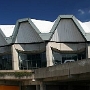 Die Architektur der Ruhr-Universität ist bis heute ein gern diskutiertes Thema. Das liegt weniger an der interessanten Formgestaltung und der inzwischen weitgehend unbekannten architektonischen Konzeption, in der sich vier symmetrische Komplexe aus je drei bis vier Hochhäusern um die Zentralbereiche Forum, Universitätsbibliothek und Audimax gruppieren. Die Universität steht in diesem Konzept für einen Hafen im Meer des Wissens, die Gebäude selbst symbolisieren Schiffe, welche an ihren Zugängen „angelegt“ haben, das Dach des Audimax erinnert an eine Muschel. Dazu passend wurde auch Anfang der 1990er Jahre die Station „Ruhr Universität“ der Stadtbahnlinie U35 gestaltet, deren Dach Wellen darstellen soll.