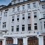 Der Tattersall - ursprünglich eine Reithalle, später ein Kino und Konzertsaal, dann die erste deutsche Bowlingbahn, heute ein Restaurant mit Diskothek im Keller.