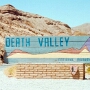 Der Death-Valley-Nationalpark liegt in der Mojave-Wüste und ist der trockenste Nationalpark in den USA. Die Region ist ein Hitzepol. Der Nationalpark liegt östlich der Sierra Nevada, zum größten Teil auf dem Gebiet Kaliforniens und zu einem kleineren Teil in Nevada. Der tiefste Punkt des Tales liegt 85,5 Meter unter dem Meeresspiegel, während sich nur 135 Kilometer weit entfernt der Mount Whitney 4418 Meter hoch erhebt.<br /><br />1933 wurde das Death Valley zum National Monument ernannt<br />1994 wurde es stark erweitert zum Nationalpark aufgewertet.<br />besucht am<br />10.08.1989 - von Ost nach West - ohne BIld<br />28.07.1992 - von Ost nach West- im Bild<br />18.05.2001 - von Ost nach West<br />01.10.2005 - von West nach Ost<br />22.03.2006 - von Nord nach West<br />05.06.2008 - Süd über West nach Ost<br />19.10.2011 - von Ost nach West<br />27.09.2015 - von Süd über West nach Ost