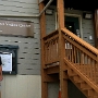 Das Visitor Center des weissen Hauses, Sitz des Potus, des President of the United States. Im Moment in einer Holzbaracke untergebracht weil das "echte" Center umgebaut wird.<br />Besucht am 11.6.2013