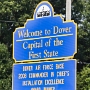 Nach seiner Ankunft in Amerika, am 27. Oktober 1682 in New Castle, erfolgte die Übergabe des zugesprochenen Landes an Penn durch Agenten des Duke of York. Bei dieser Gelegenheit leisteten die Kolonisten dieser Ländereien auch einen Treueschwur auf Penn.<br /><br />1683 wurden die drei "unteren Bezirke" entsprechend Penns berühmten "Frame of Covernment" an Pennsylvania angeschlossen. Gleichzeitig wurde St. Jones in Kent und Deale in Sussex umbenannt.<br />1704 bekamen die "drei kleineren Bezirke" ein eigenes Parlament, und 1710 einen eigenen Verwaltungsrat.