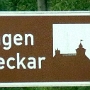 Esslingen am Neckar, etwa zehn Kilometer südöstlich der Stadtmitte von Stuttgart, ist Große Kreisstadt und zugleich die zweitgrößte Mittelstadt Baden-Württembergs sowie dessen elftgrößte Stadt.