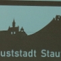 Staufen schmückt sich mit der Bezeichnung Fauststadt. Der verschuldete Burgherr Anton von Staufen soll nämlich den sagenumwobenen Alchemisten, Astrologen und Schwarzkünstler, der von Johann Wolfgang von Goethe in der Tragödie Faust beschrieben wird, als Goldmacher angestellt haben. Faust soll im Jahr 1539 in einem Zimmer im Gasthaus Löwen (am Marktplatz) bei einer Explosion, wohl bei einem alchemistischen Experiment, ums Leben gekommen sein. Davon berichtet eine Inschrift an der Fassade des Gasthauses: