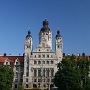 Leipzig - neues Rathaus.<br />Das Haus der Stadtverwaltung ist einer Festungsanlage nicht unähnlich.<br />Der monumentale Bau, der nach Plänen des damaligen Stadtbaudirektors Hugo Licht geschaffen wurde und am 7. Oktober 1905 seinen Abschluß fand, umfaßt zusammen mit dem 1912 fertiggestellten Stadthaus 870 Räume.