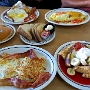 25.9.2015<br />Frühstück für 3 Personen im IHOP in Los Angeles. Vorne mein Essen, irgendwas mit Strawberry Bananas.....