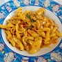 1.6.2016<br />CONCHIGLIE GRANCHI DI FIUME in der L'Osteria im Ruhrpark<br />(PASTA FRESCA, FLUSSKREBSE, KAROTTEN-ZUCCHINI-JULIENNE,<br /> ZWIEBELN, HUMMERSAUCE). <br />Sehr lecker, auch wenn von den Flusskrebsen nichts zu sehen oder zu schmecken war....<br />