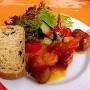 Kulinarischer Treffpunkt in Bochum -12.8.2016<br />Kümmel Kopp - Currywurst-Gamba-Spieß auf zweierlei Saucen.<br />Lecker, aber keine 8,80 € wert