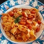 16.2.2019<br />Pappardelle Gamberetti Carciofi in der L'Osteria im Ruhrpark<br />Breite Bandnudeln mit Garnelen und Artischocken in feiner Tomaten-Safransauce<br />11 €<br /><br />War nix, muss man nicht nochmal bestellen