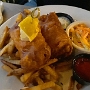 28.12.2019<br />FISH & CHIPS bei Con Morphy's in Fort Lauderdale/FL<br />Harp lager battered cod, fresh cut fries, coleslaw & tartar sauce<br />18 $
