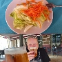 21.06.2022<br />Menu Nr. 1 im Restaurante Pico Esquina in Cartagena<br />Eigentlich sollten es 2 Menüs werden, aber das haben die Jungs hier nicht verstanden. Aber auch mit dem einen Menu sind wir satt geworden.<br />22,50 € inklusive 7 Biere. 1 Bier war im Menu dabei