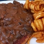 28.10.2022 - Franky's Diner in Bochum<br />Twister Fries 3,60 €<br />Jägerschnitzel 8,30 €<br />