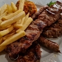 05.02.2025 - Grillteller im Scheunentor in Witten - Gemischtes Fleisch vom Grill, dazu Pommes Frites und Djuveč Reis - 19 €