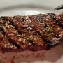 15.03.2025 - New York Strip Steak im Jack Dempsey Restaurant im Mizpah Hotel in Tonopah/NV - 45 $
