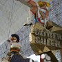 Bob Stupaks Glitter Gulch wurde am 1. Oktober 1980 eröffnet.<br />1982 erwarb Herb Pastor das Glitter Gulch Casino neben seinem Golden Goose Casino und kombinierte die beiden Standorte unter der Lizenz der Golden Goose, die sie bis 1991 betreibt.<br />