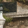 Plaza de Armas<br />Haus am Waffenplatz. Er ist eines der wesentlichsten touristischen Zentren. Der Platz verdankt seinen Namen den militärischen Zeremonien, die hier seit dem 16. Jahrhundert stattfanden.