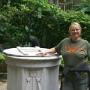Museo de la Ciudad<br />Neben einem Dreizack, den Wahrzeichen von Barbados, posiert Uli besonders gerne.<br />