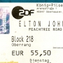 Elton John - Peachtree Road Tour 2005 - am 1.6.2006 in der KöPi Arena Oberhausen. Tolles Konzert, ein bißchen zu balladig, aber mit einigen rockigen Unterbrechungen....<br />Das Konzert wurde aus irgendwelchen Gründen verschoben. 