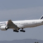 Air France - Boeing 777-228ER - F-GSPI<br />LAX - Vicksburg Ave. Sky Way - 9.5.2022 - 1:03 PM